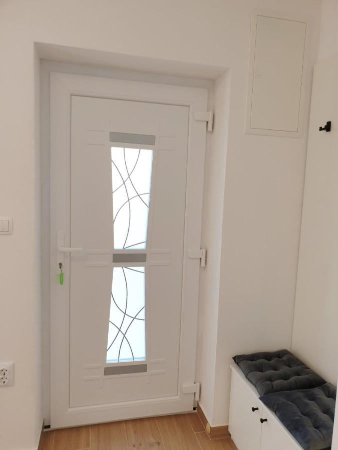 Ferienwohnung La Vie Krk Krk Town Exterior foto